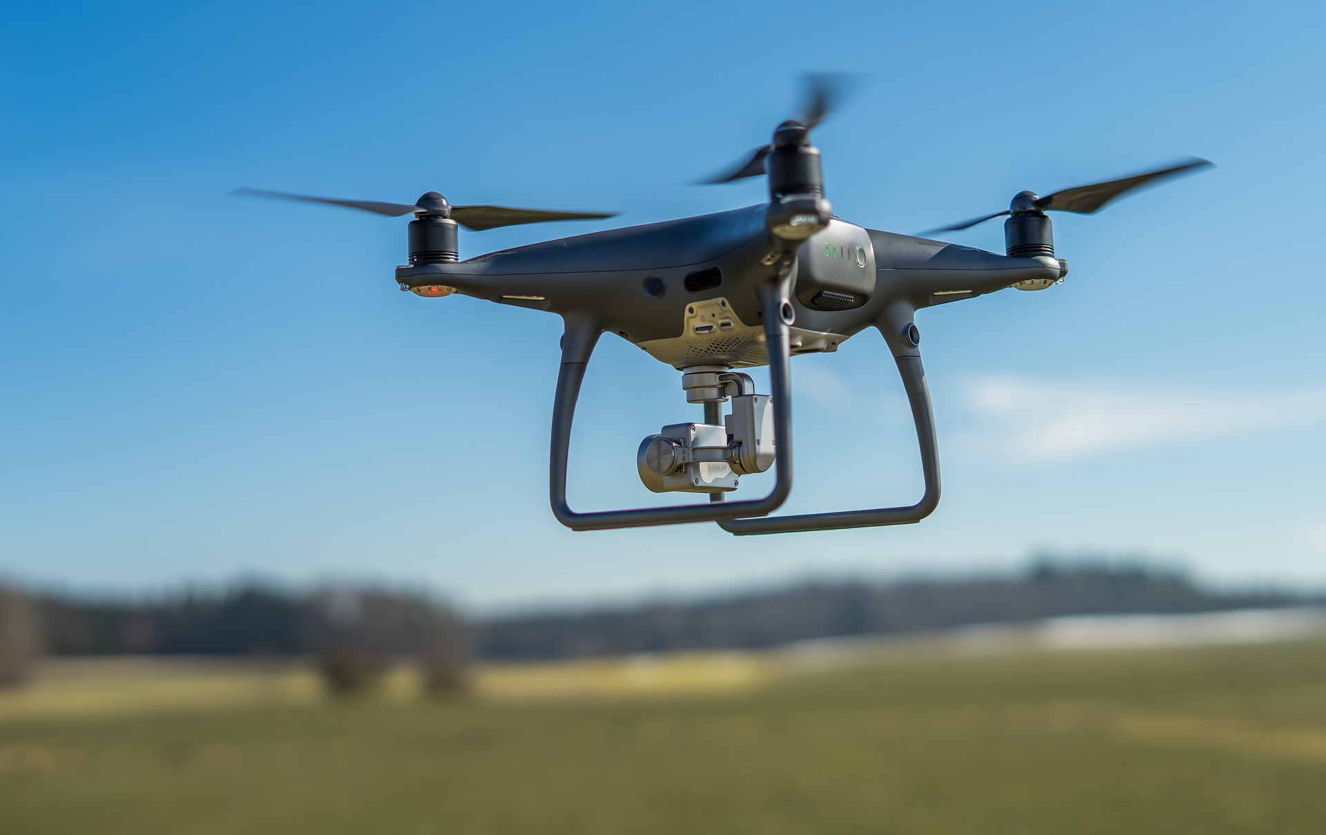 Imagem de Lars_Nissen por Pixabay drone